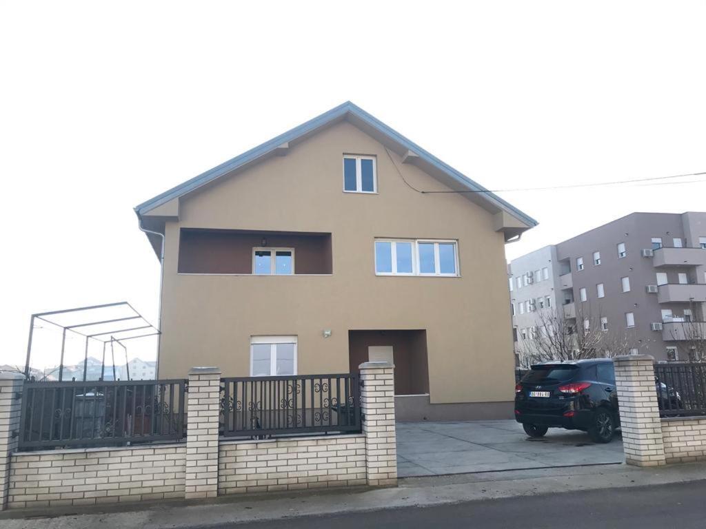 Mm Apartmani Belgrade Luaran gambar