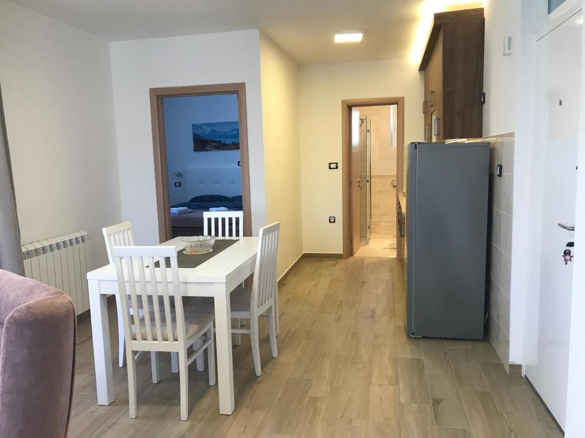 Mm Apartmani Belgrade Luaran gambar